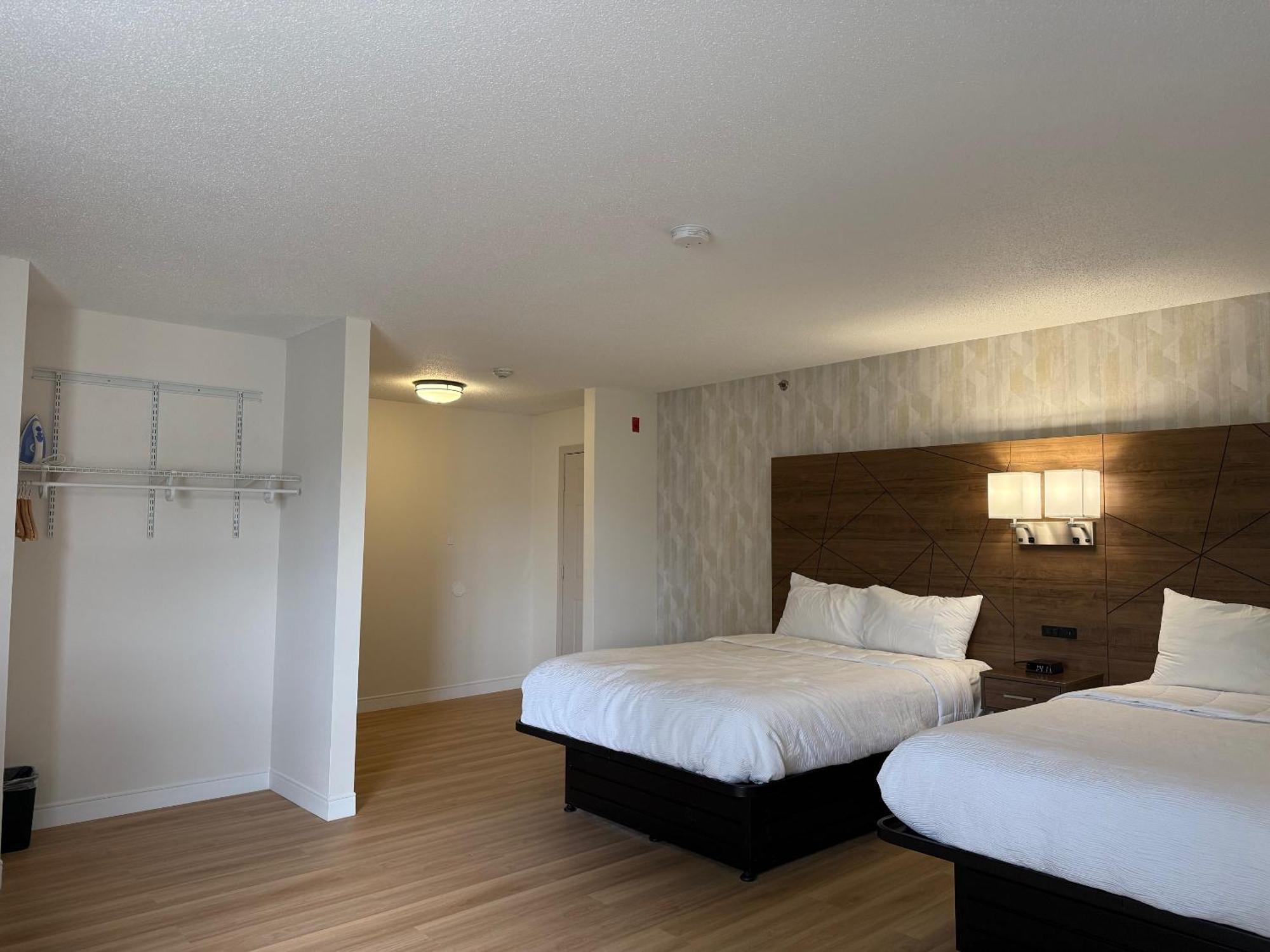Baldwin Inn And Suites West Springfield Dış mekan fotoğraf